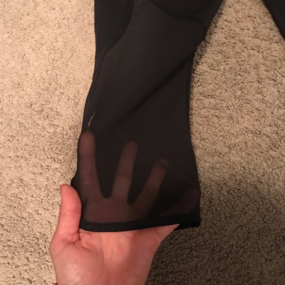 Lululemon black capris with mesh - Picture 2 of 7